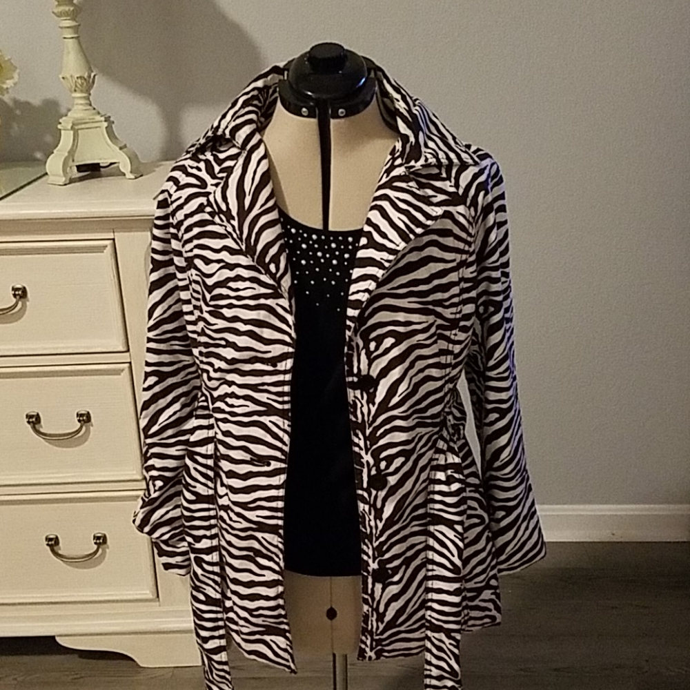 Lightweight coat